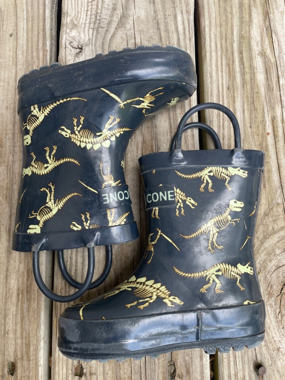 🦕🦖 Lone Cone Dino Wellies/ Rain Boots Size 5